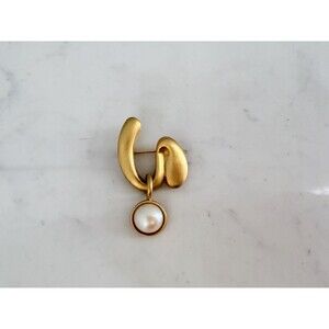 Vintage Brooch Gold Toned Hanging Pearl Pin Jewelry Pin Lapel or Scarf Accessory